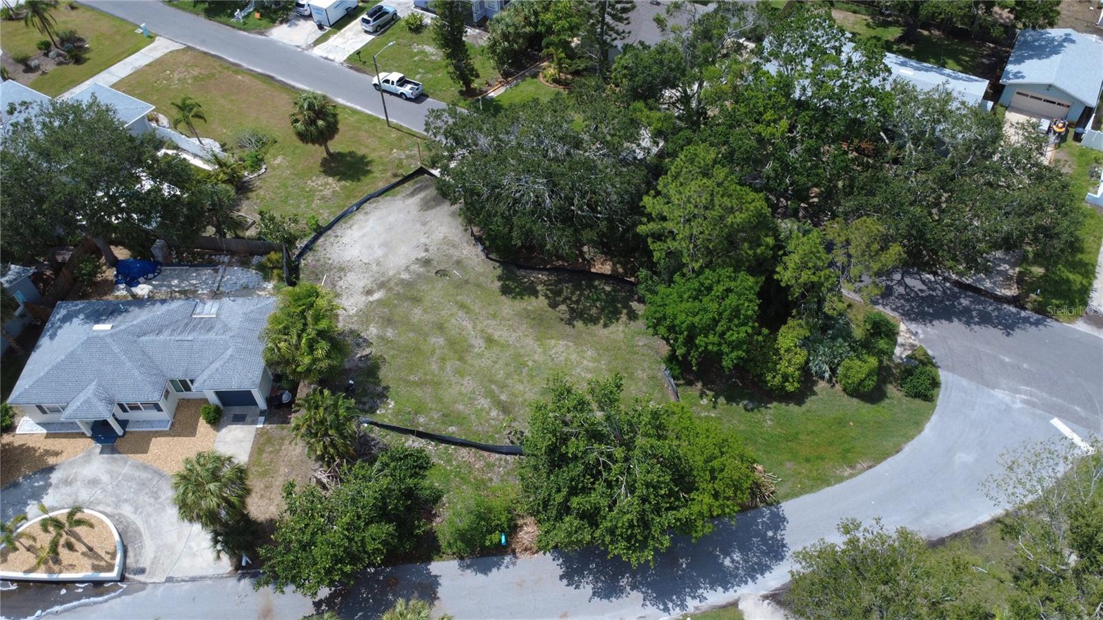 Image 11 of 22 For 4725 Trade Winds Drive S
