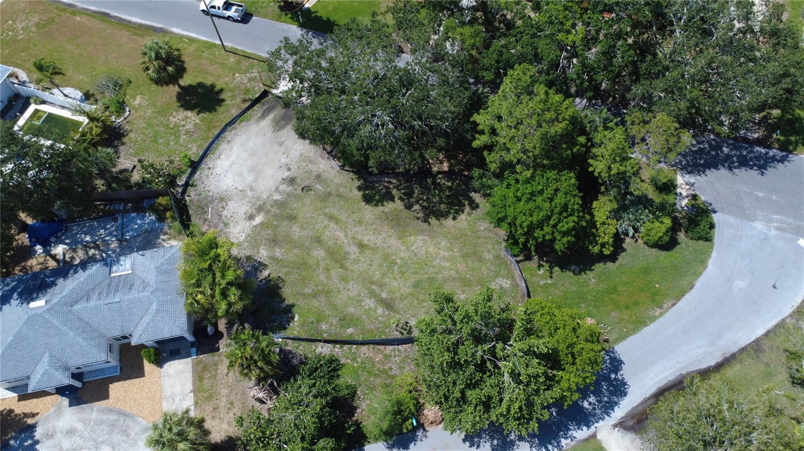 Image 18 of 22 For 4725 Trade Winds Drive S