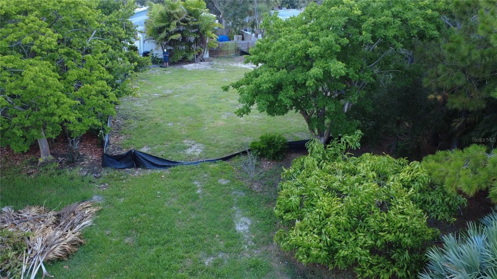 Image 21 of 22 For 4725 Trade Winds Drive S