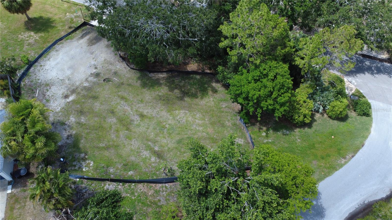 Image 6 of 22 For 4725 Trade Winds Drive S