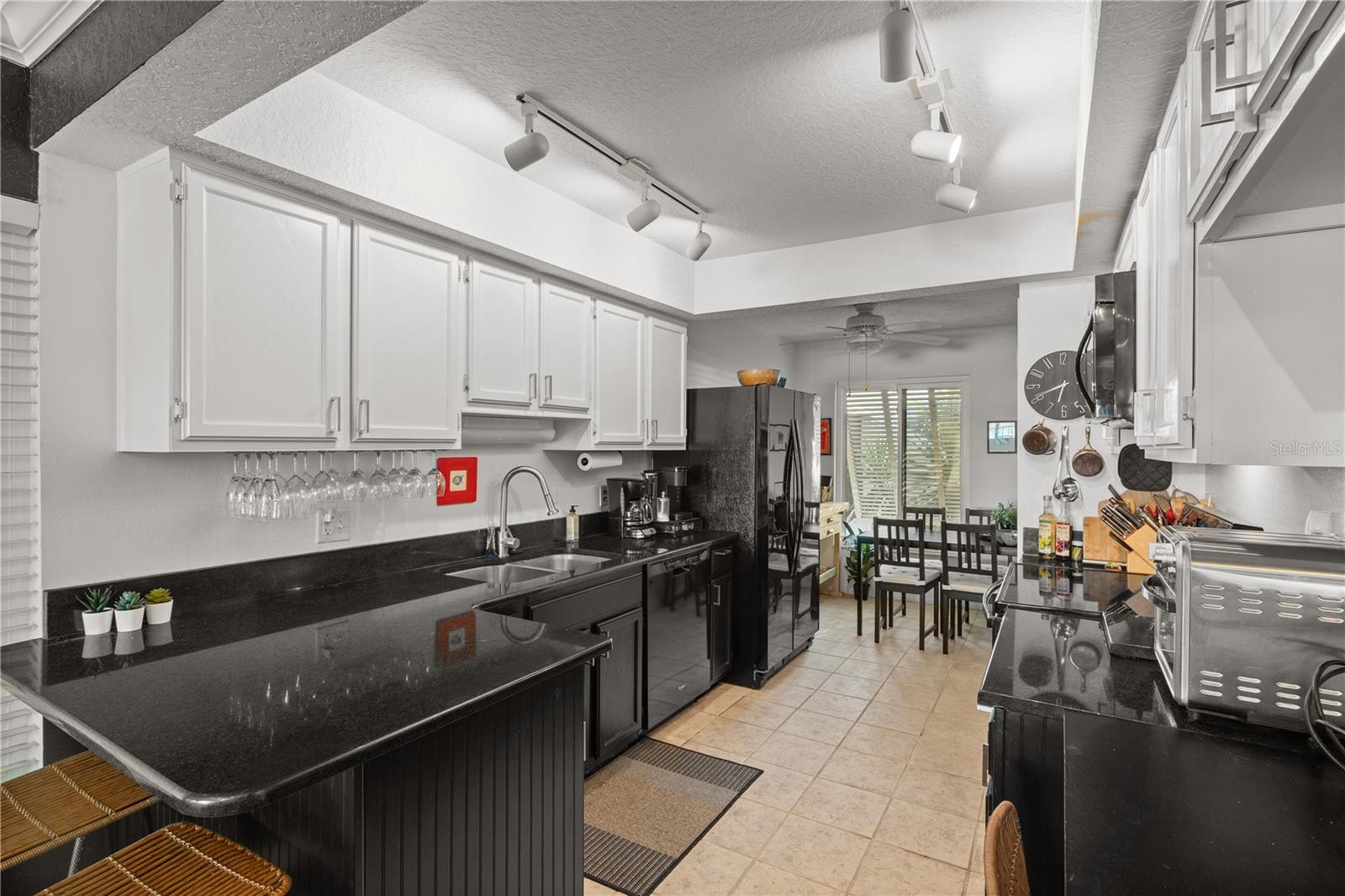 Image 10 of 30 For 7310 Sunshine Skyway Lane S 213