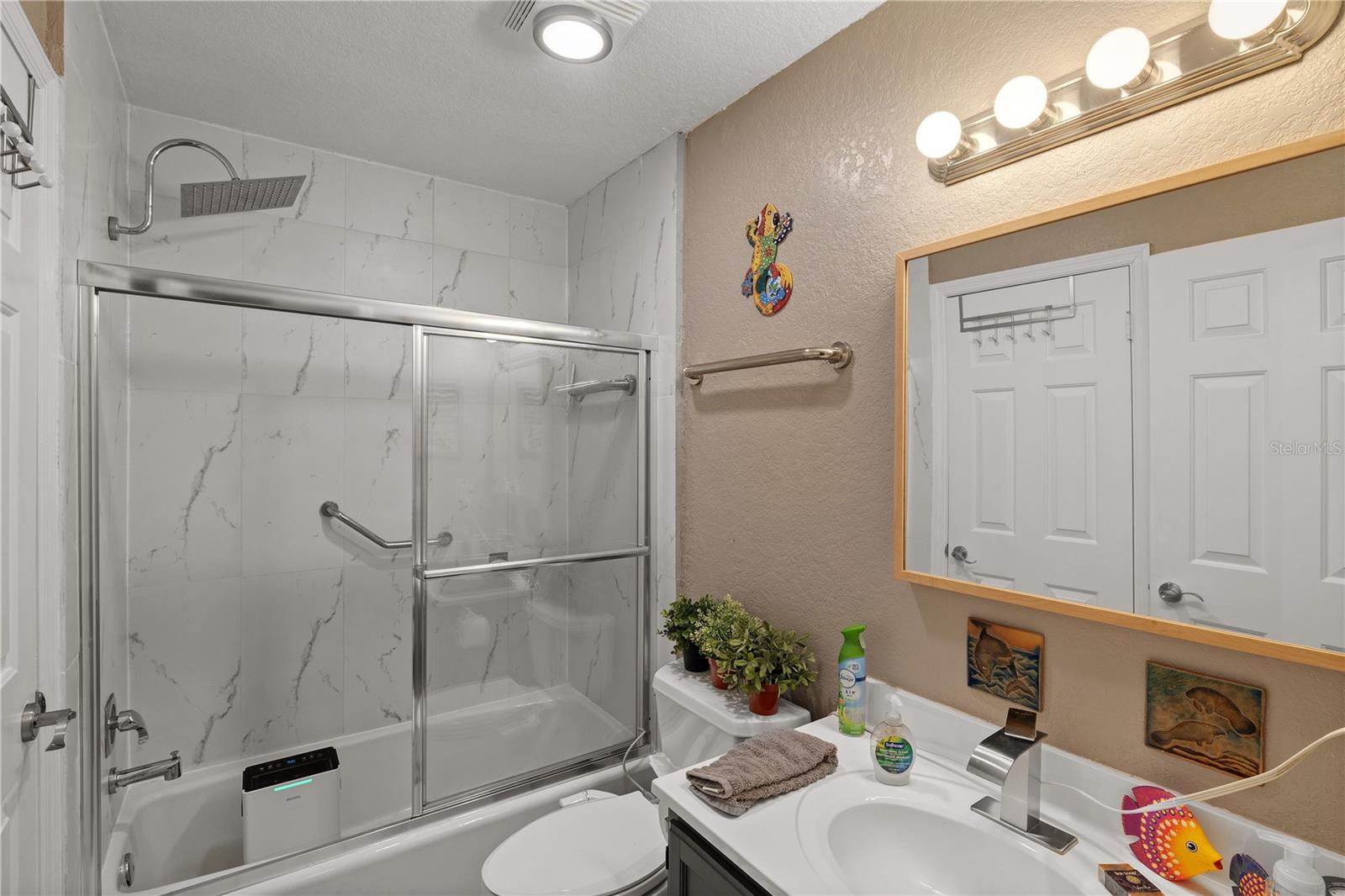 Image 21 of 30 For 7310 Sunshine Skyway Lane S 213