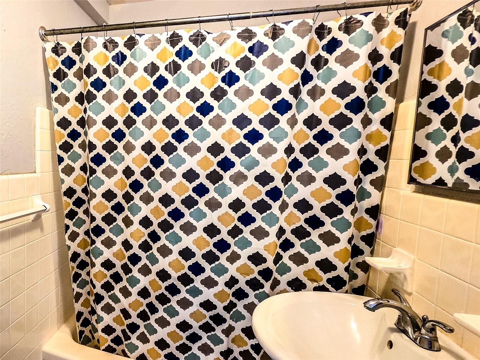 Listing photo id 9 for 3315 58th Avenue S 409