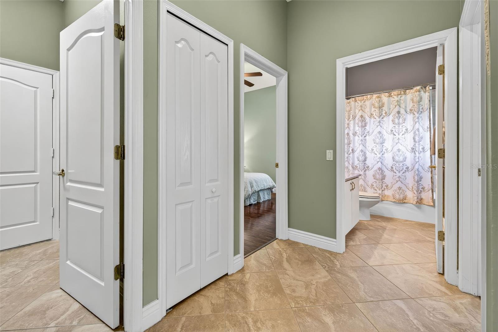 Image 34 of 82 For 10614 Gretna Green Drive