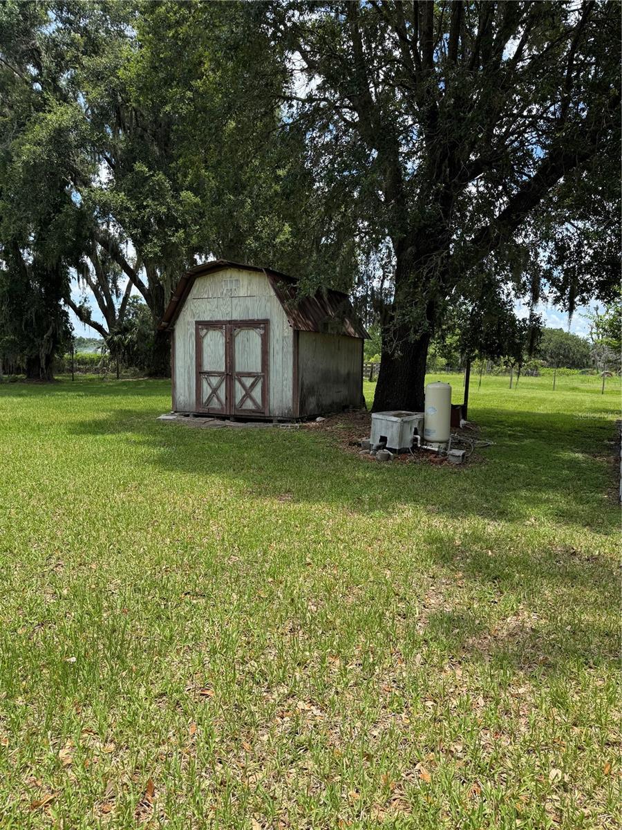 Image 17 of 52 For 4106 Old Mulberry Road