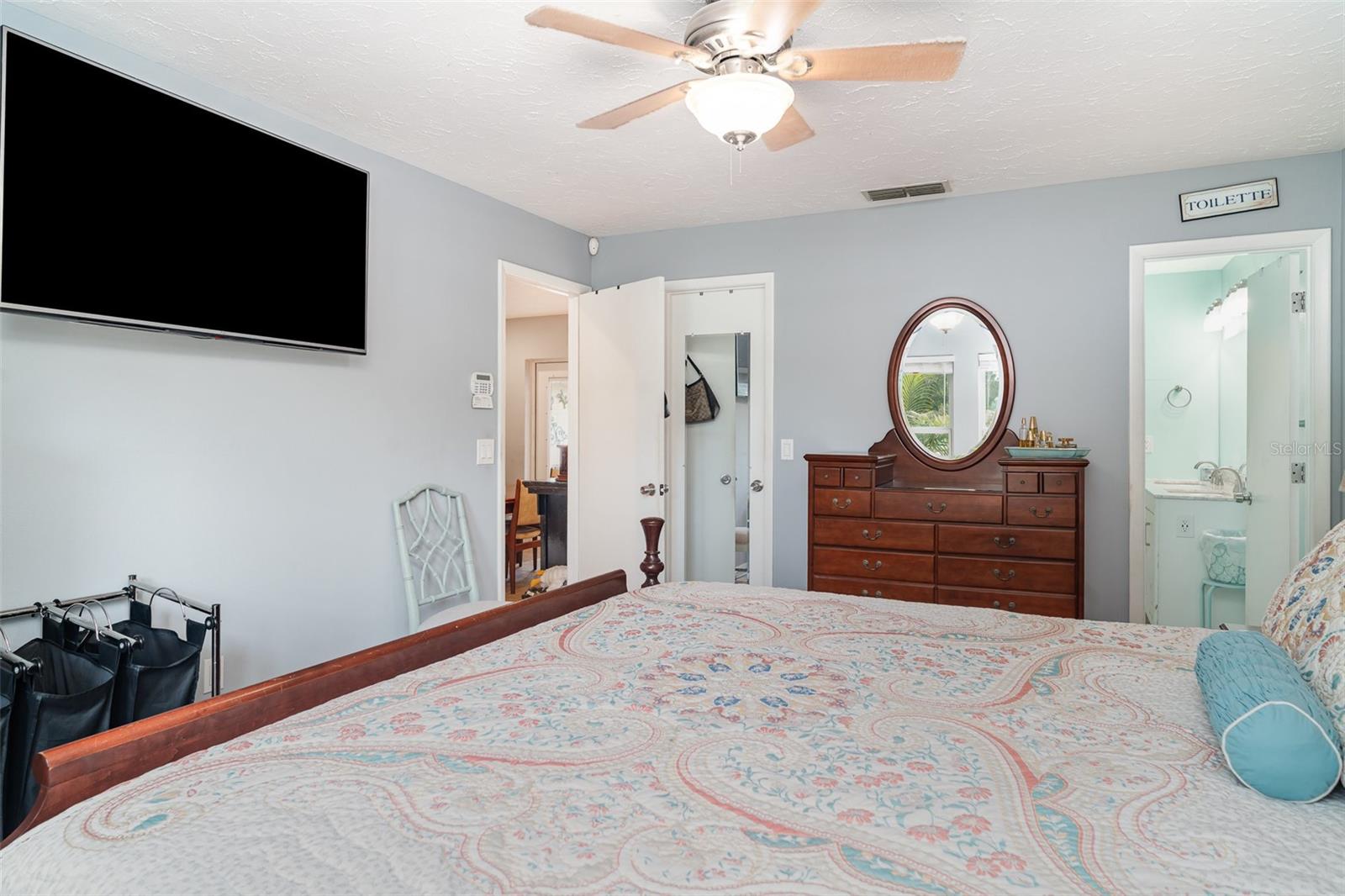 Image 18 of 29 For 2847 Indianwood Drive