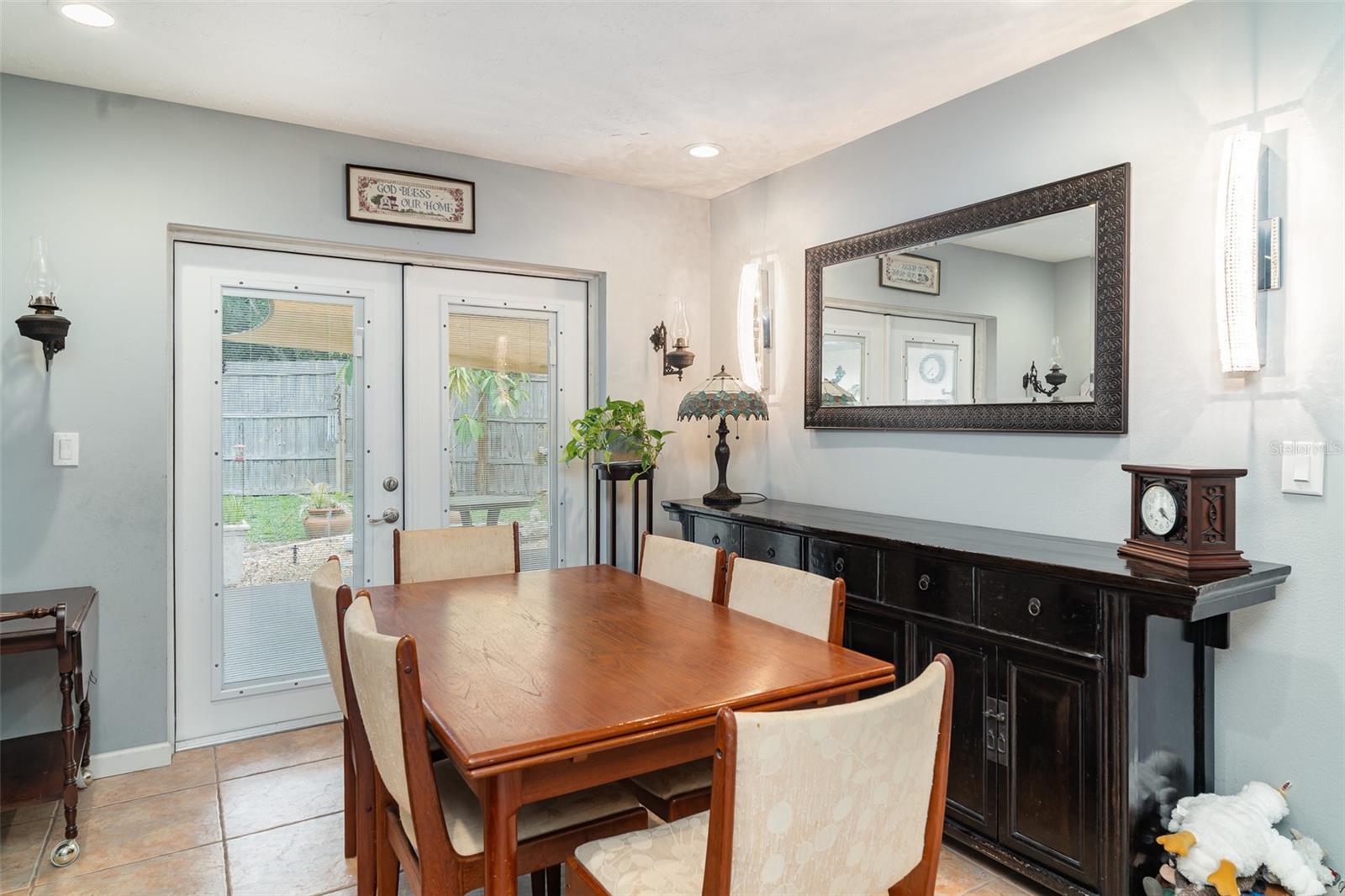 Image 9 of 29 For 2847 Indianwood Drive