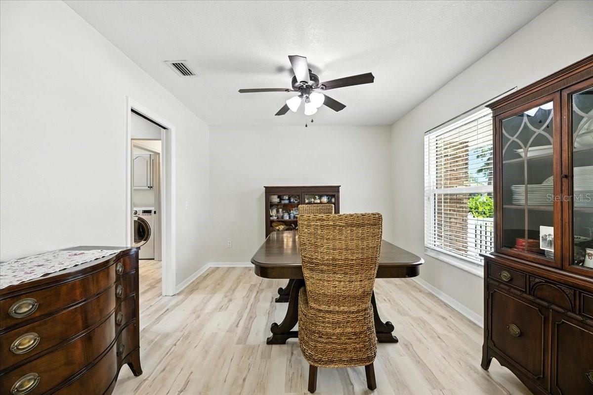 Image 13 of 63 For 11301 Donneymoor Drive