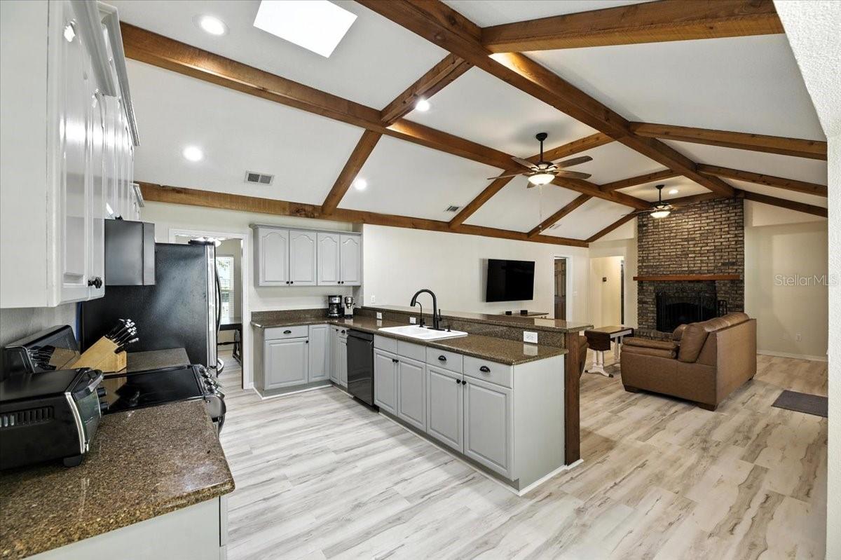 Image 21 of 63 For 11301 Donneymoor Drive