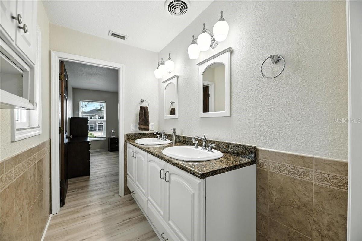 Image 30 of 63 For 11301 Donneymoor Drive