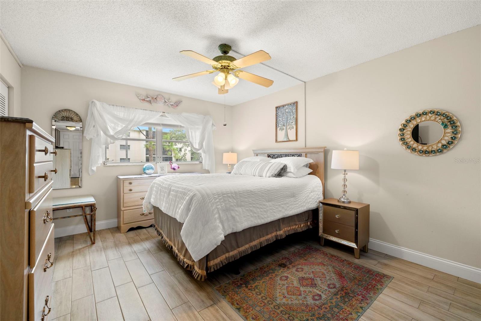 Image 14 of 45 For 1370 Heather Ridge Boulevard 105
