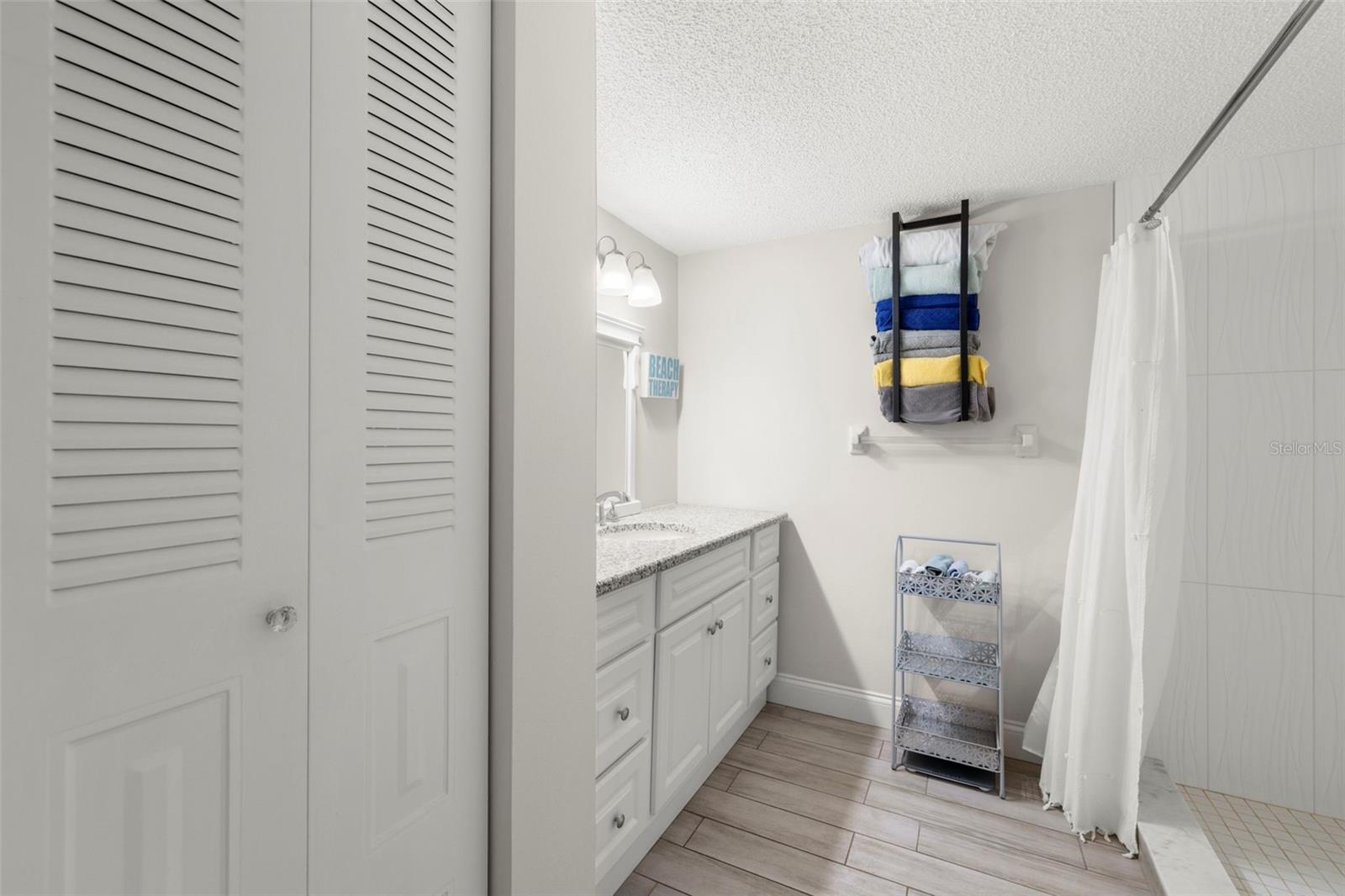 Image 18 of 45 For 1370 Heather Ridge Boulevard 105