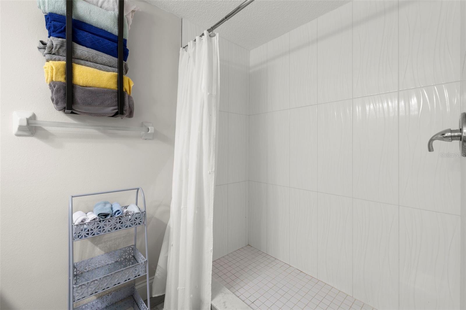 Image 20 of 45 For 1370 Heather Ridge Boulevard 105