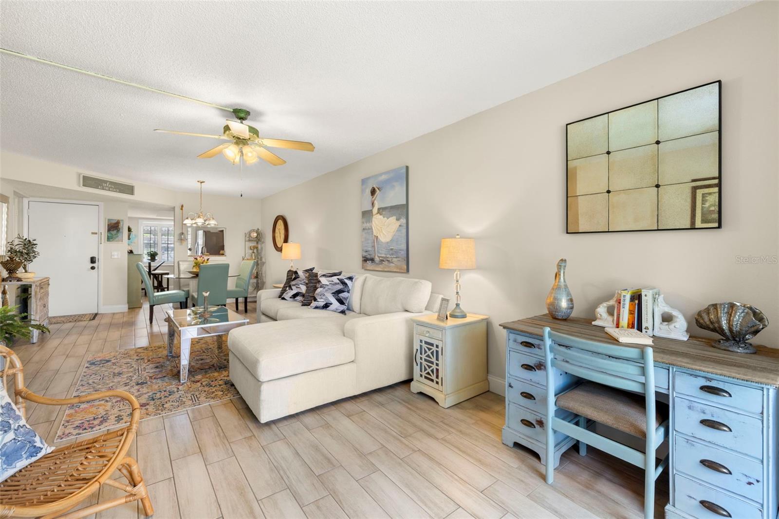 Image 8 of 45 For 1370 Heather Ridge Boulevard 105