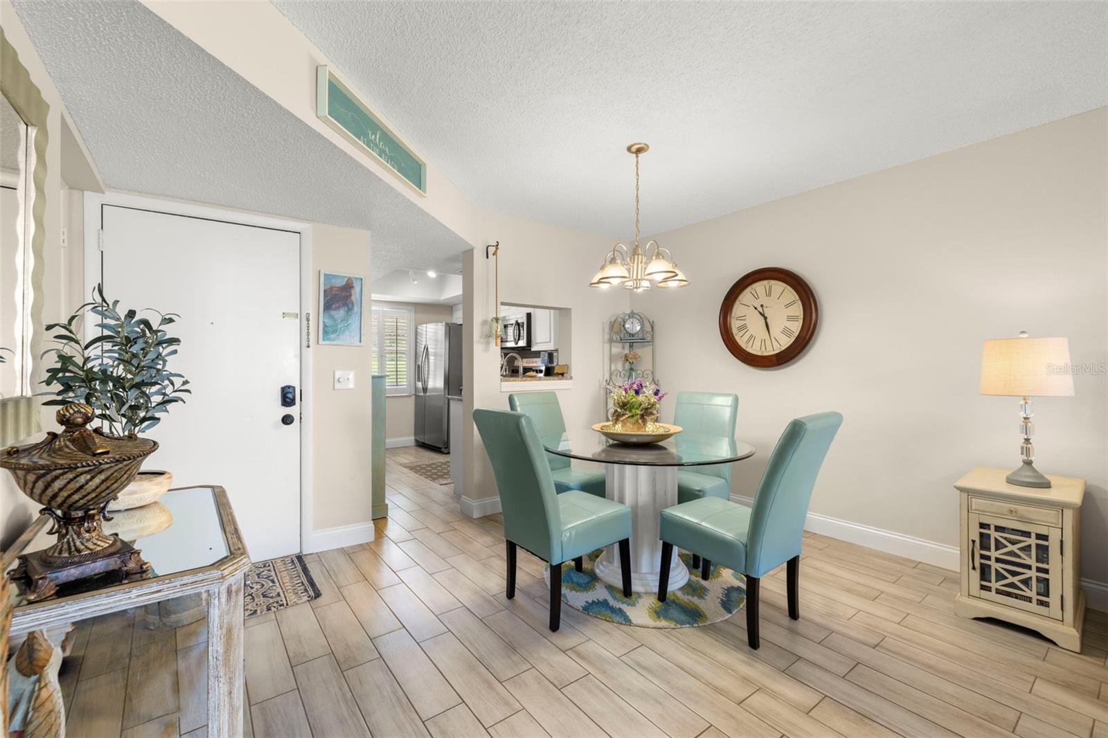 Image 9 of 45 For 1370 Heather Ridge Boulevard 105