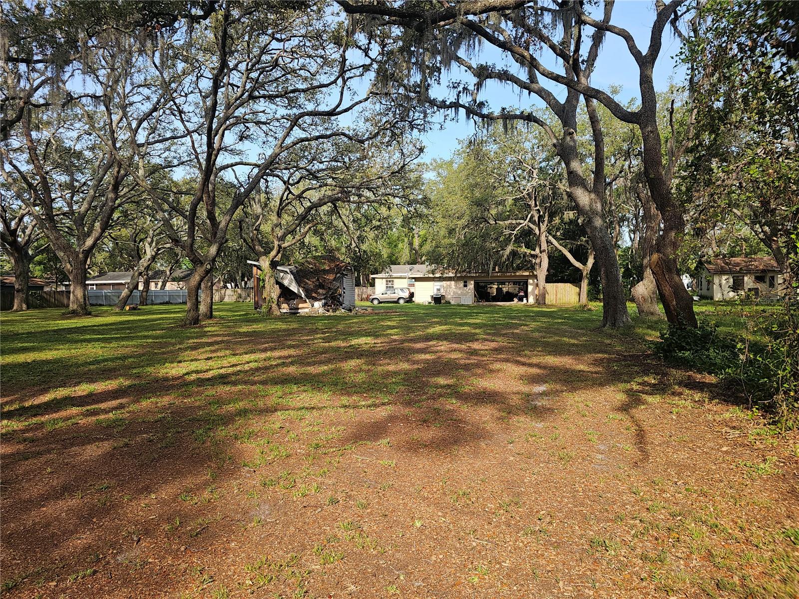 Image 40 of 40 For 10909 Marjory Avenue