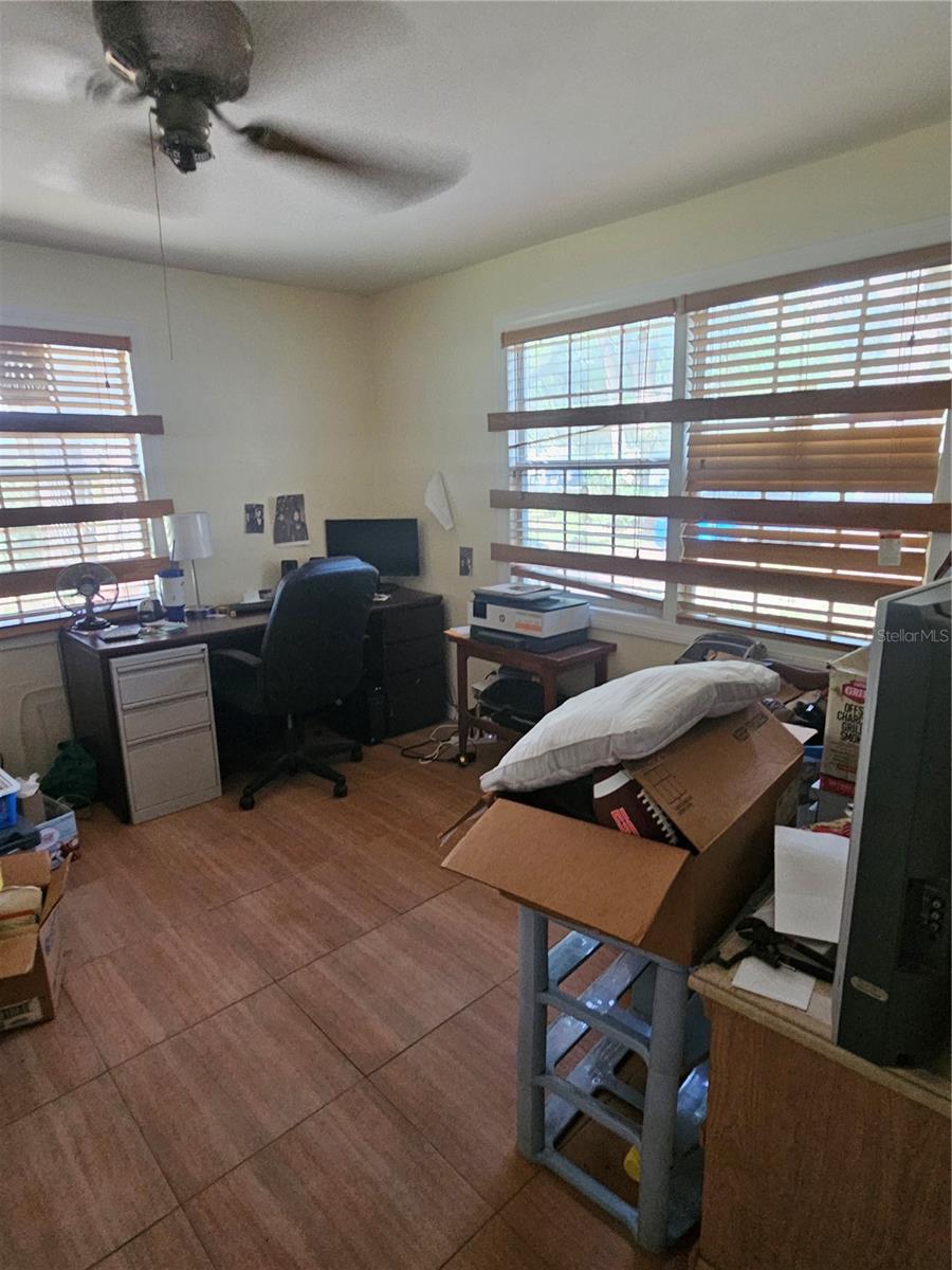 Image 8 of 40 For 10909 Marjory Avenue