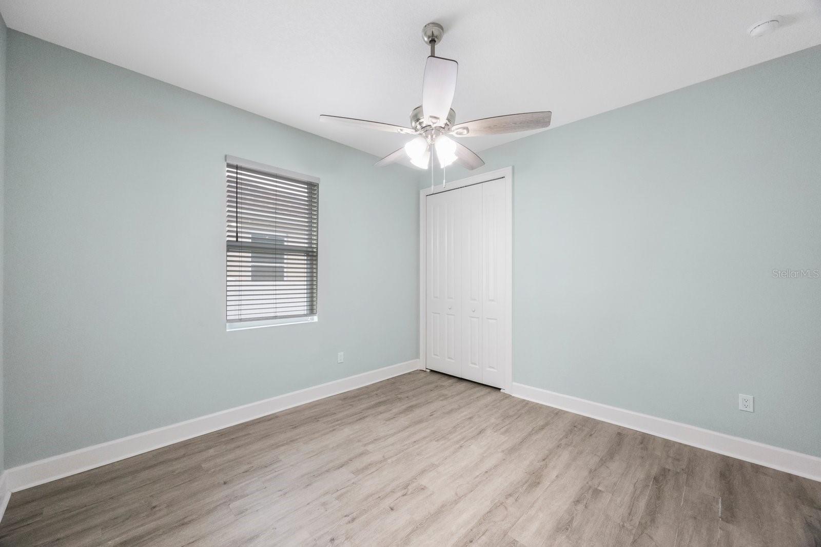Image 13 of 27 For 5047 23rd St N