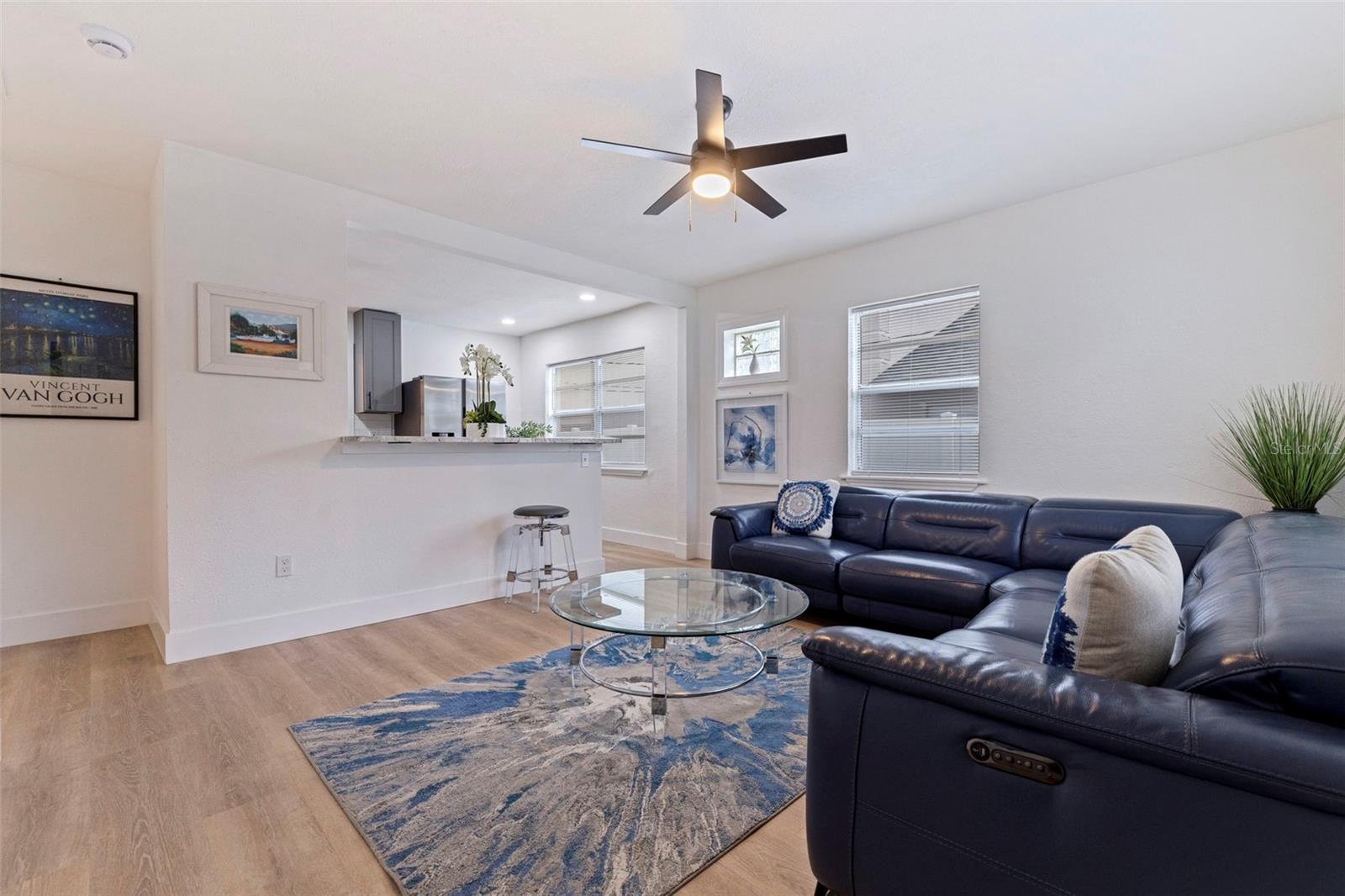 Image 4 of 25 For 2311 16th Avenue S