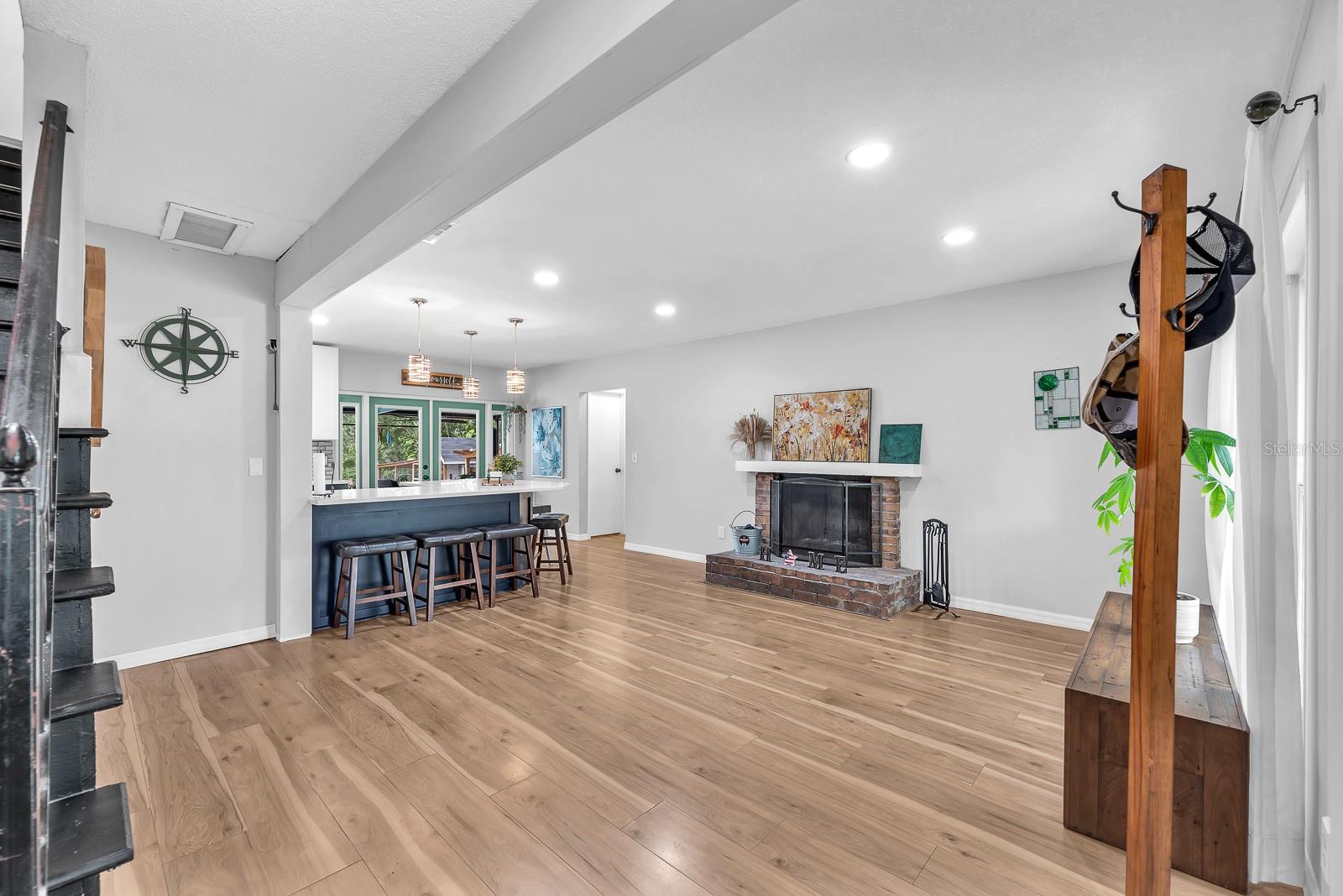 Image 7 of 31 For 3731 Southview Drive