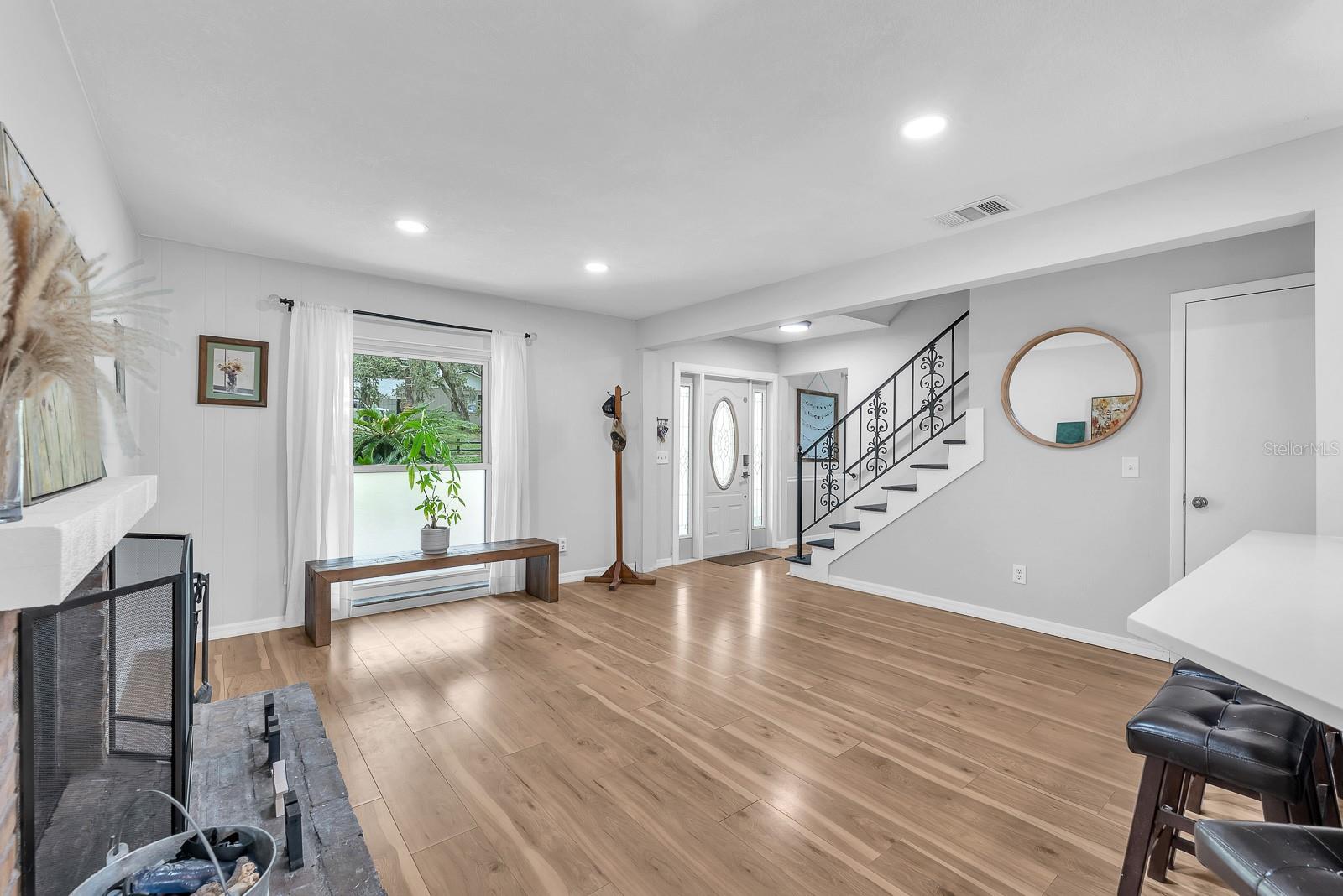 Image 8 of 31 For 3731 Southview Drive
