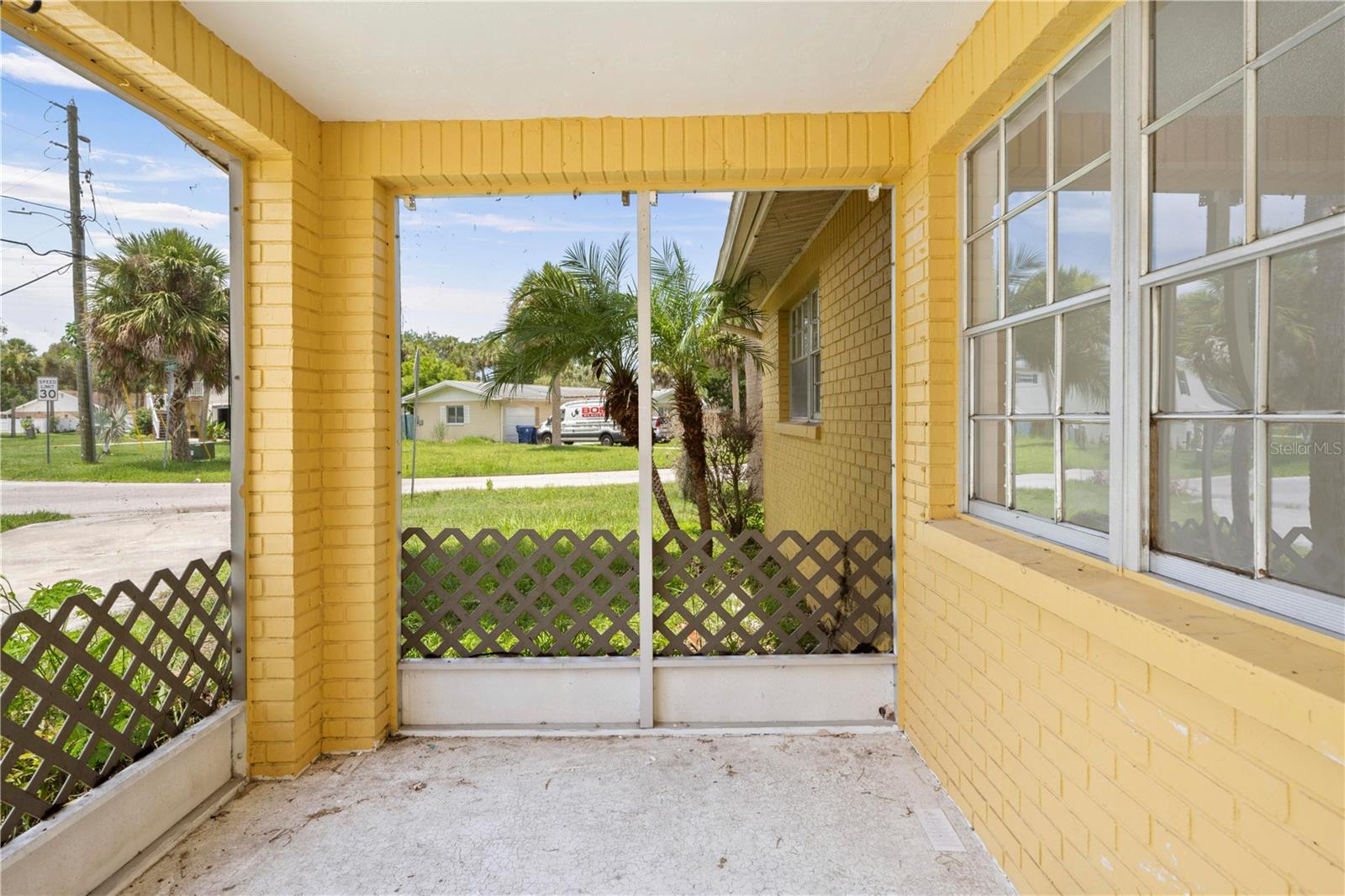 Listing photo id 25 for 4923 Avery Road