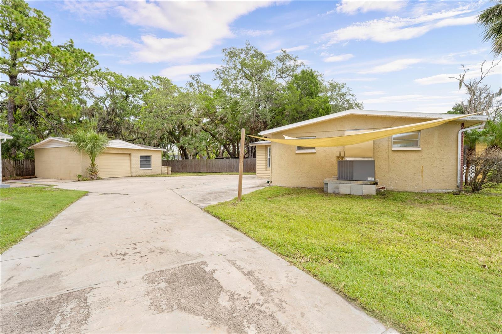 Listing photo id 26 for 4923 Avery Road