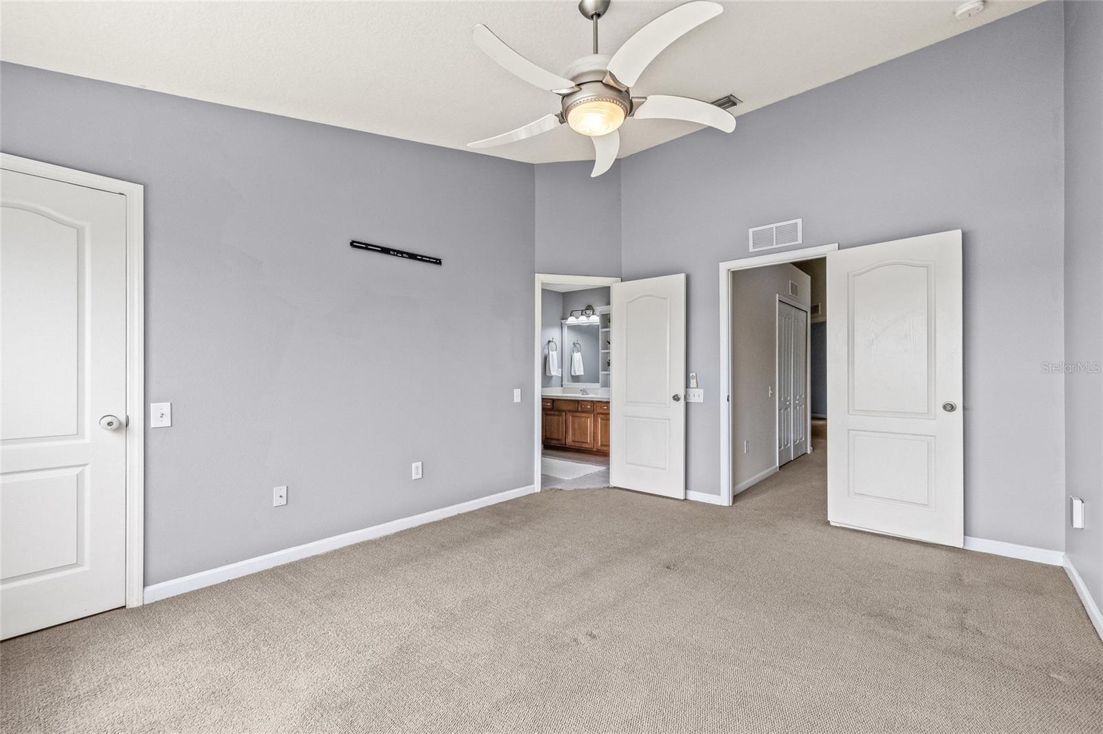 Image 22 of 64 For 4879 Pond Ridge Drive