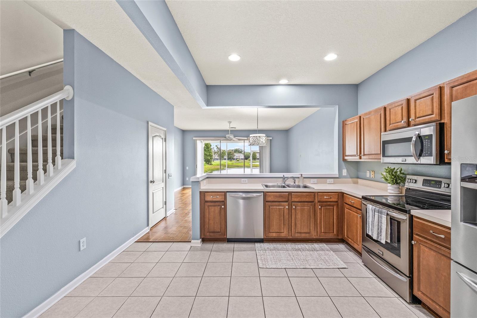 Image 5 of 64 For 4879 Pond Ridge Drive