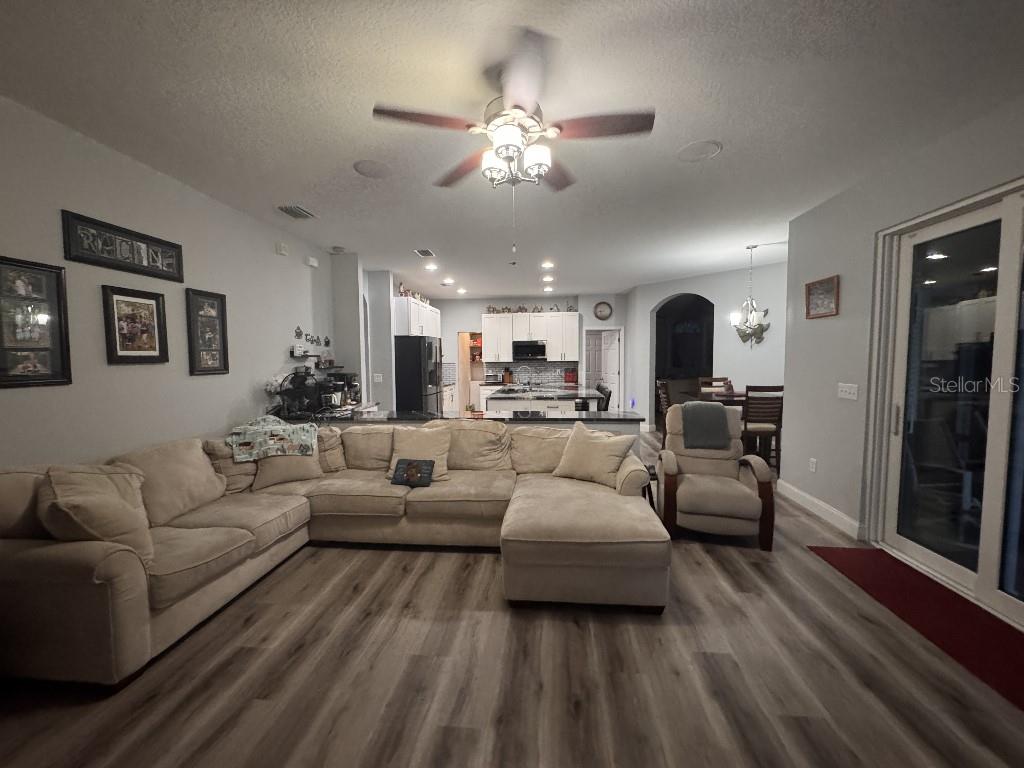 Image 18 of 41 For 4217 Balington Drive