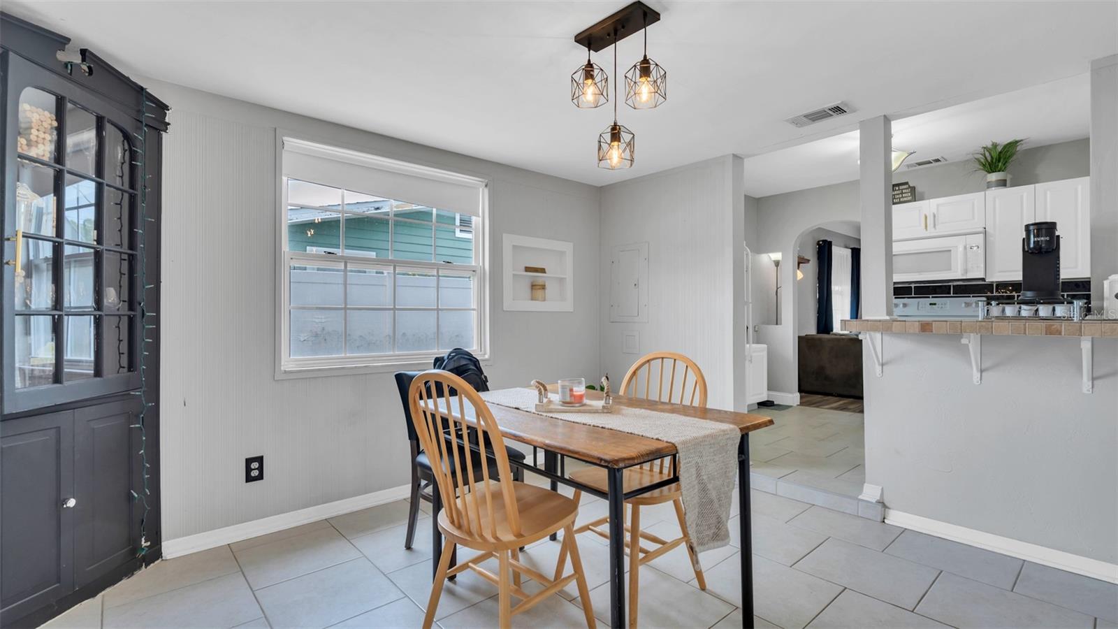 Image 8 of 19 For 1153 54th Avenue N