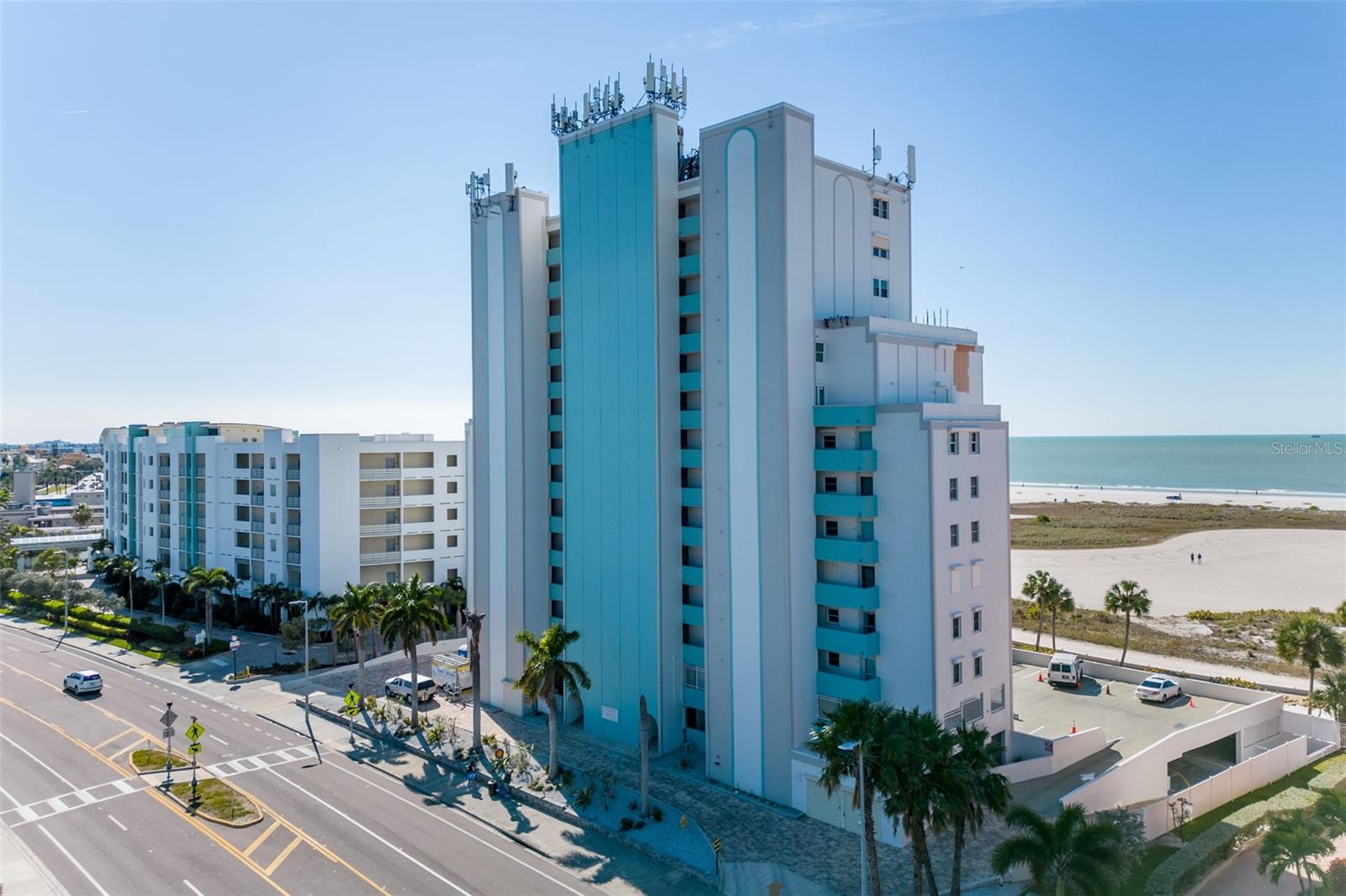 Image 30 of 38 For 11000 Gulf Boulevard 1002