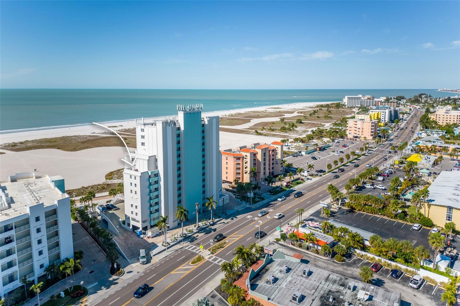 Image 31 of 38 For 11000 Gulf Boulevard 1002