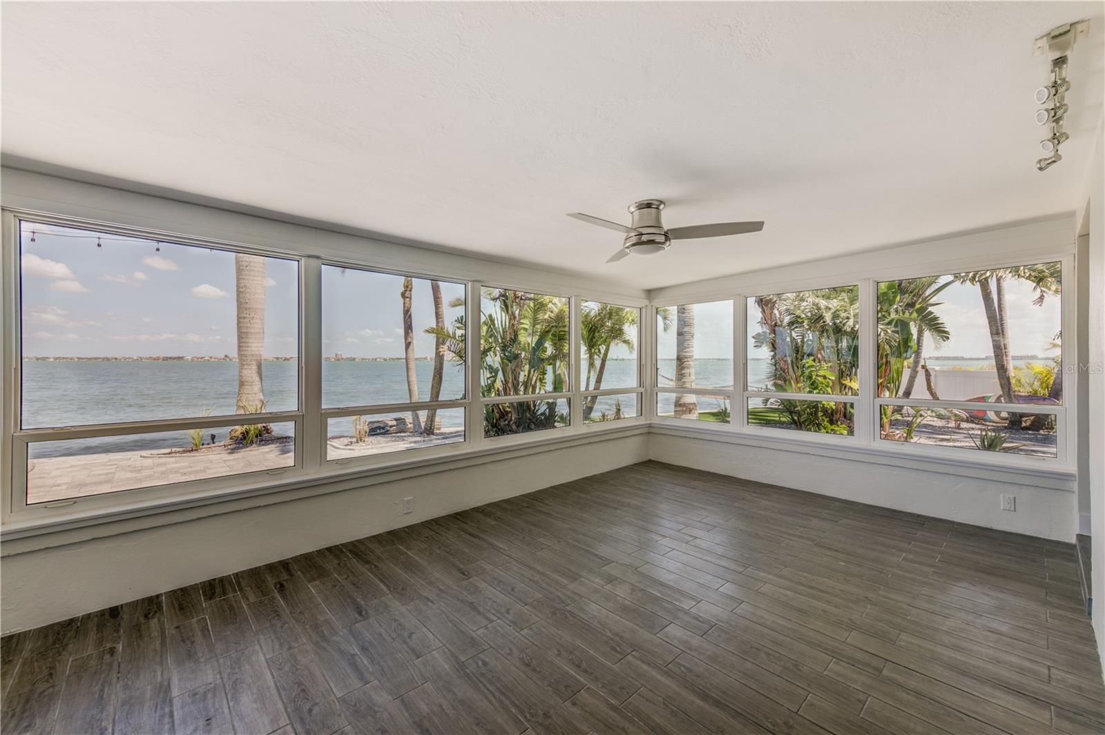 Image 19 of 49 For 980 Boca Ciega Isle Drive