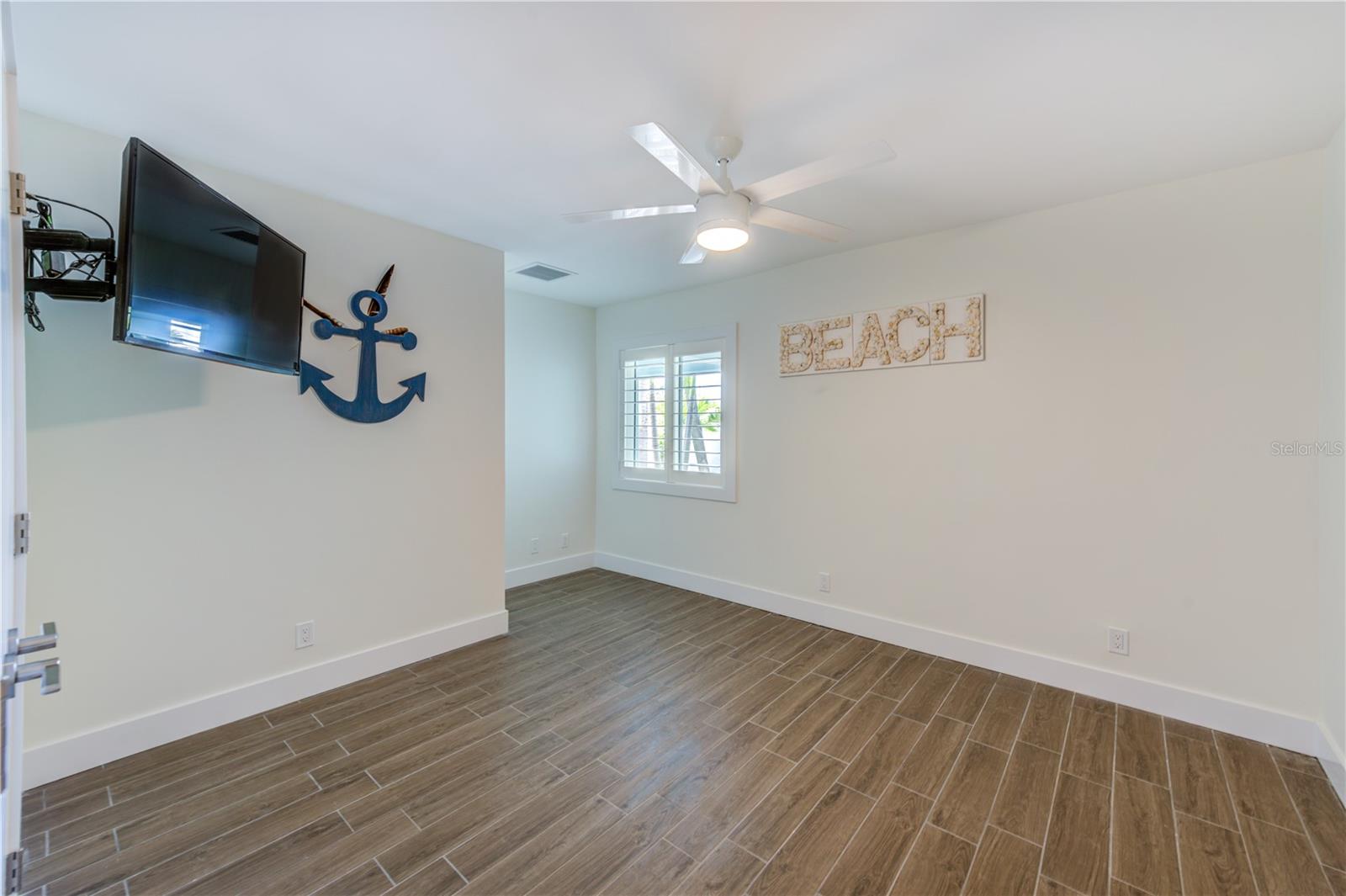 Image 25 of 49 For 980 Boca Ciega Isle Drive