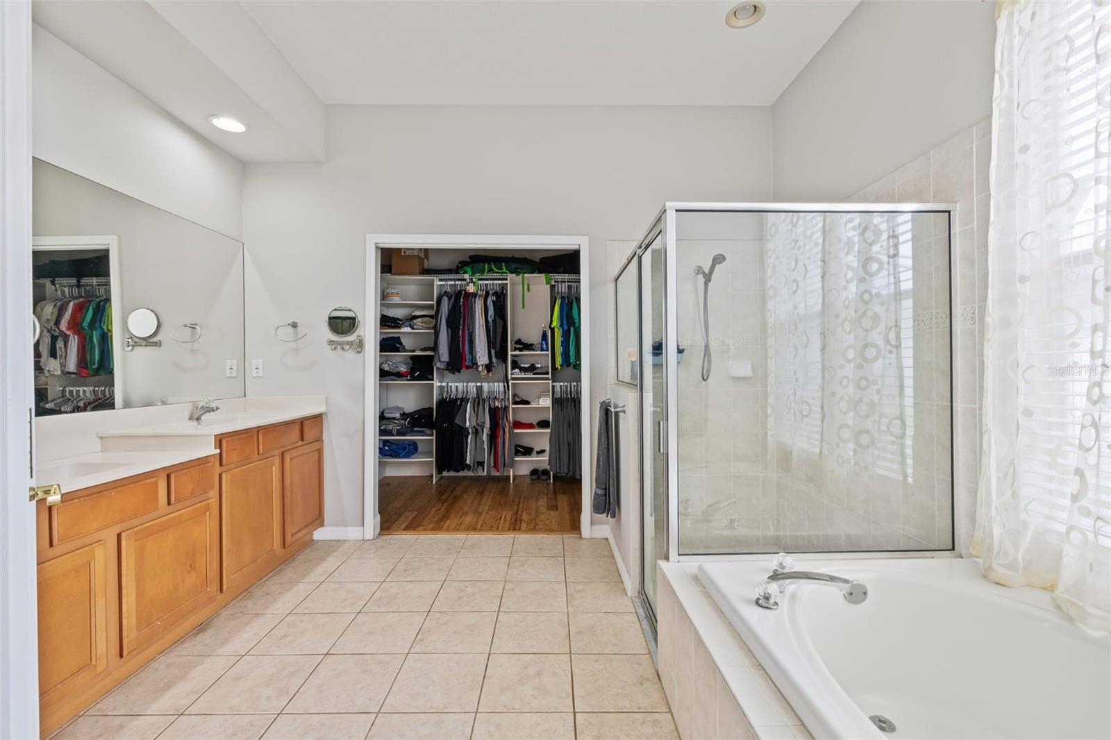 Listing photo id 27 for 22623 Cliffside Way