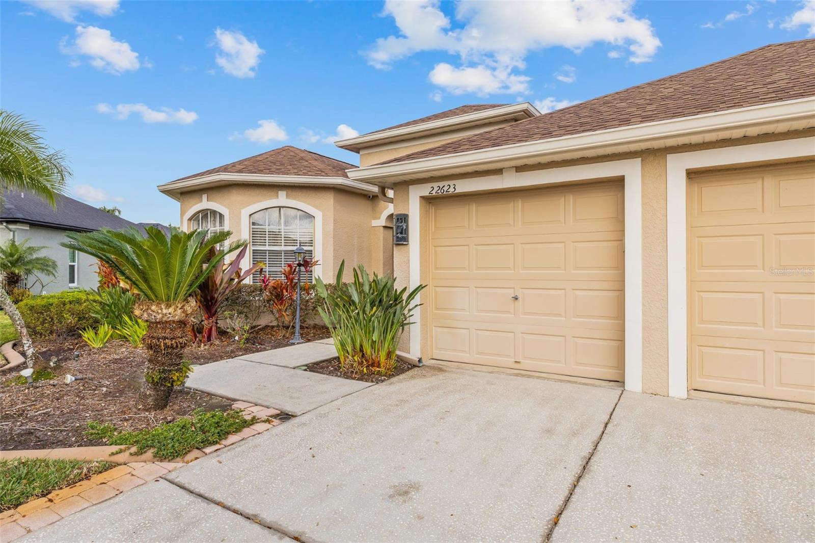 Listing photo id 45 for 22623 Cliffside Way