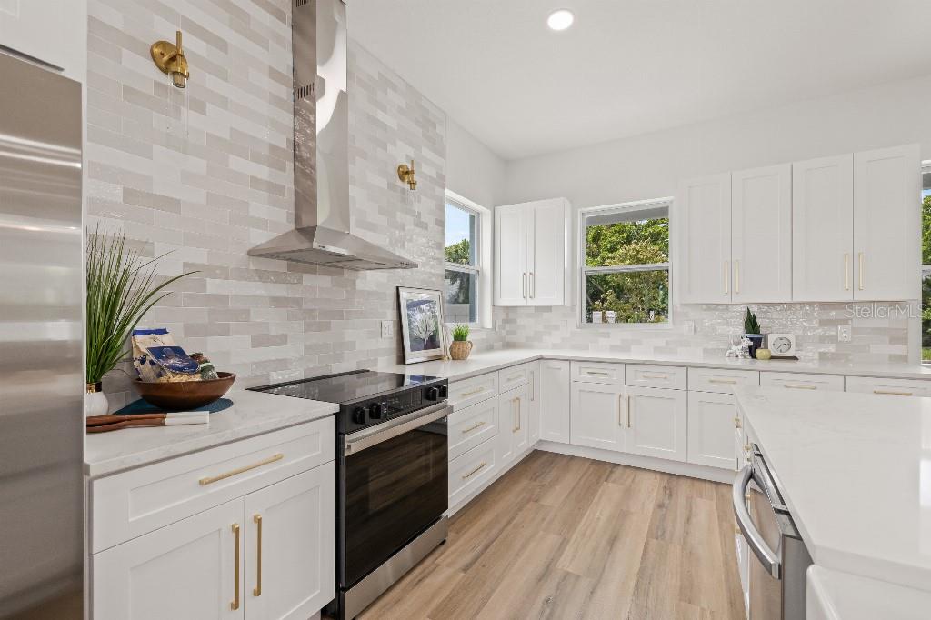 Image 10 of 45 For 1661 29th Avenue N