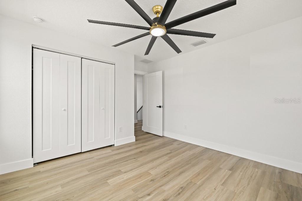 Image 33 of 45 For 1661 29th Avenue N