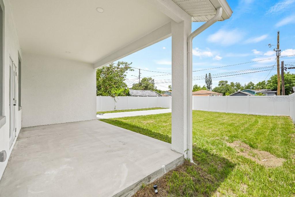 Image 40 of 45 For 1661 29th Avenue N