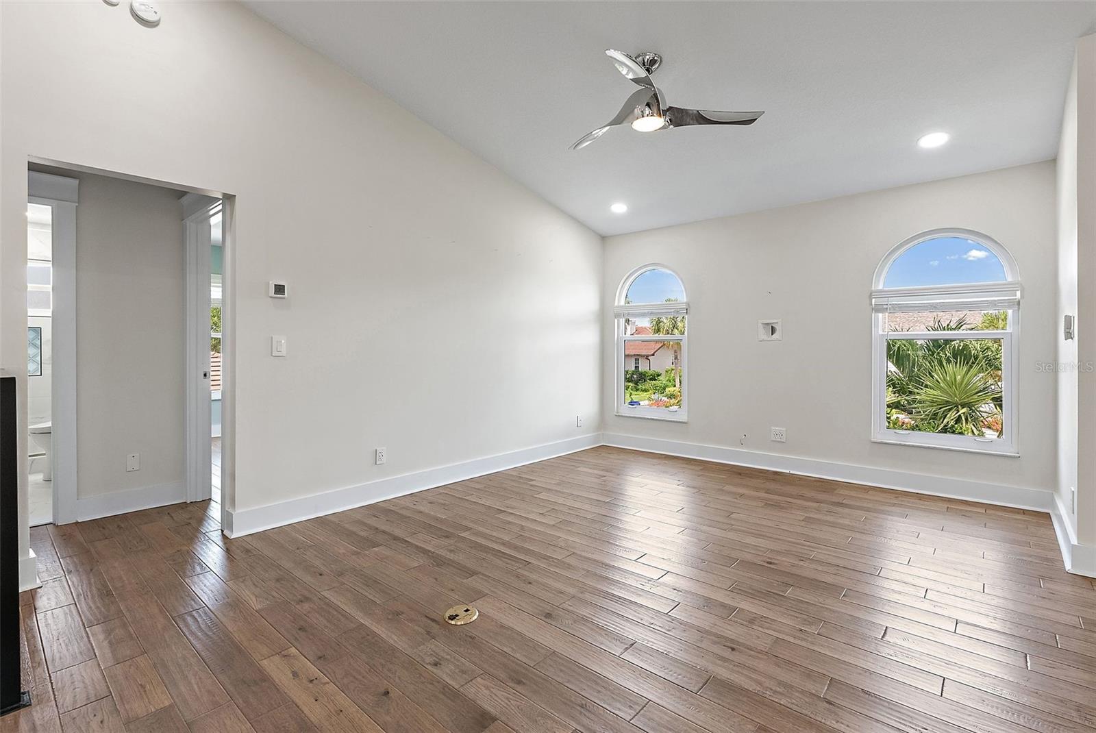 Image 12 of 54 For 803 3rd Avenue S