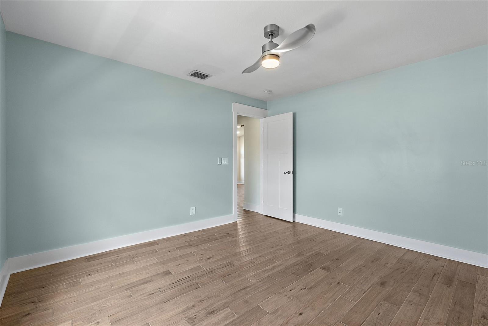 Image 41 of 54 For 803 3rd Avenue S