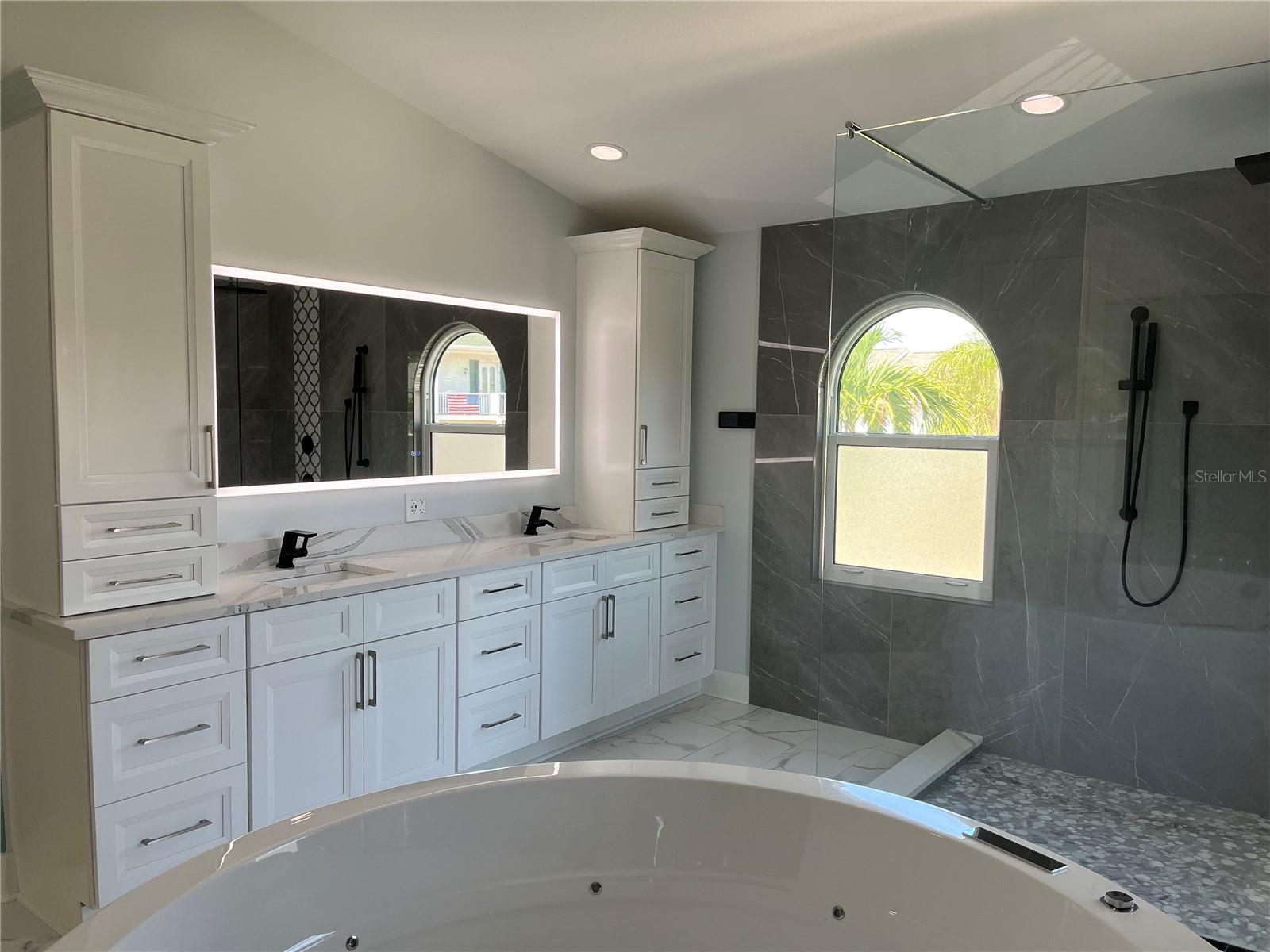 Image 7 of 54 For 803 3rd Avenue S