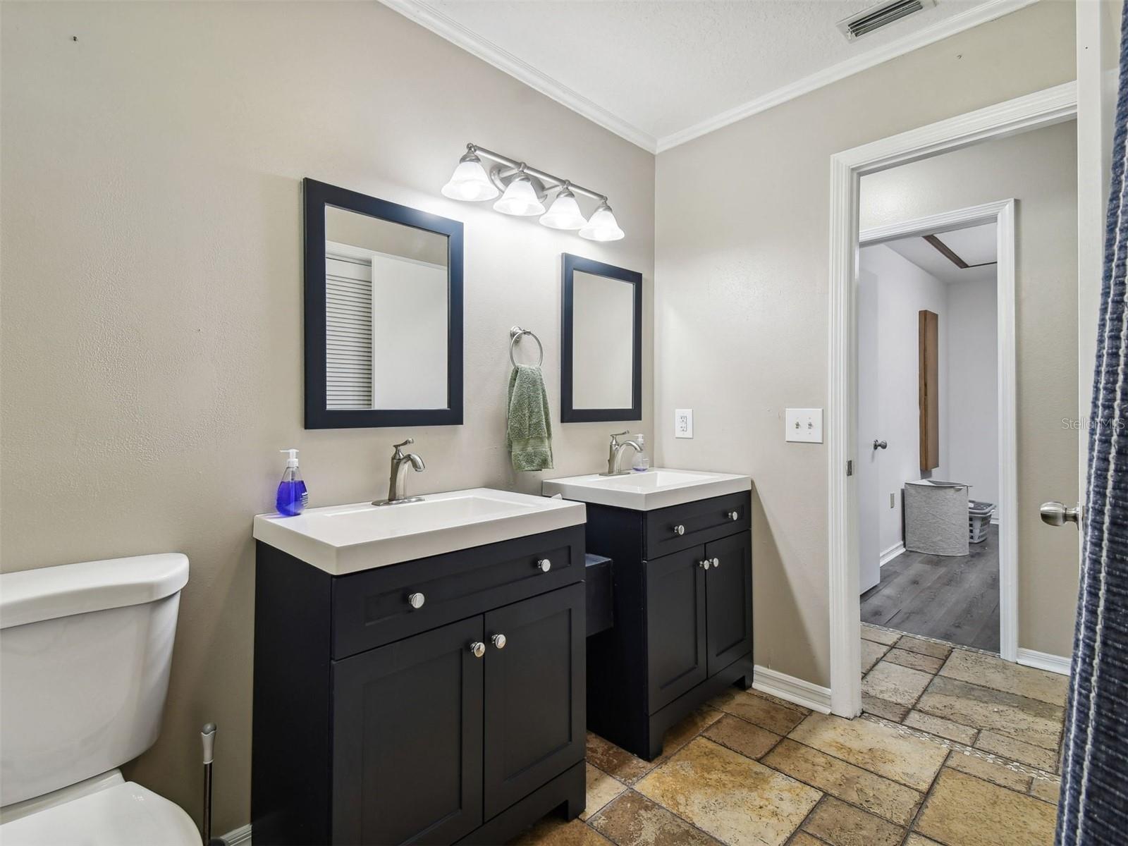 Image 63 of 98 For 6241 Bayside Drive