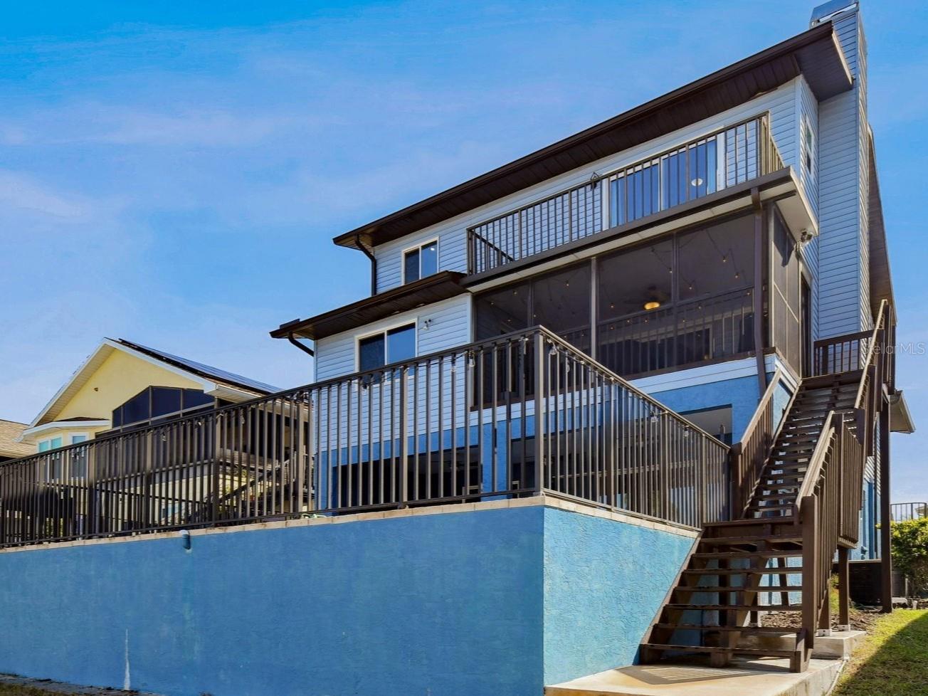 Image 71 of 98 For 6241 Bayside Drive