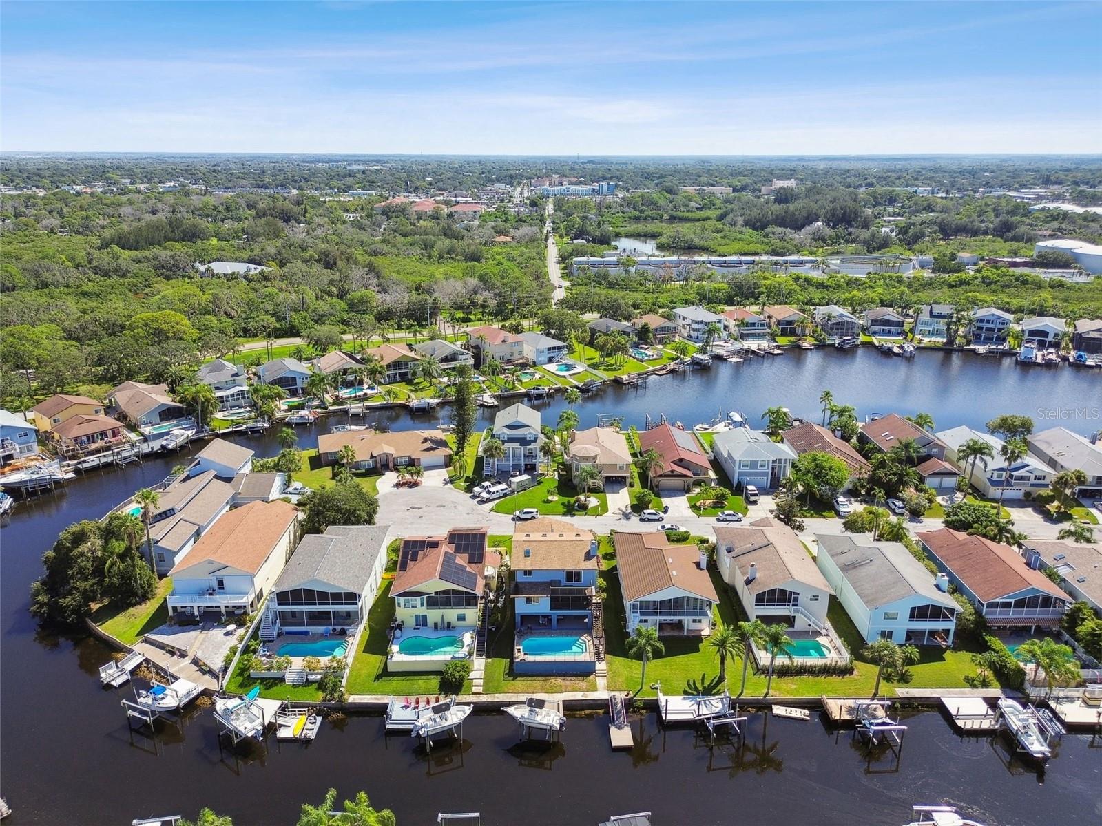 Image 86 of 98 For 6241 Bayside Drive