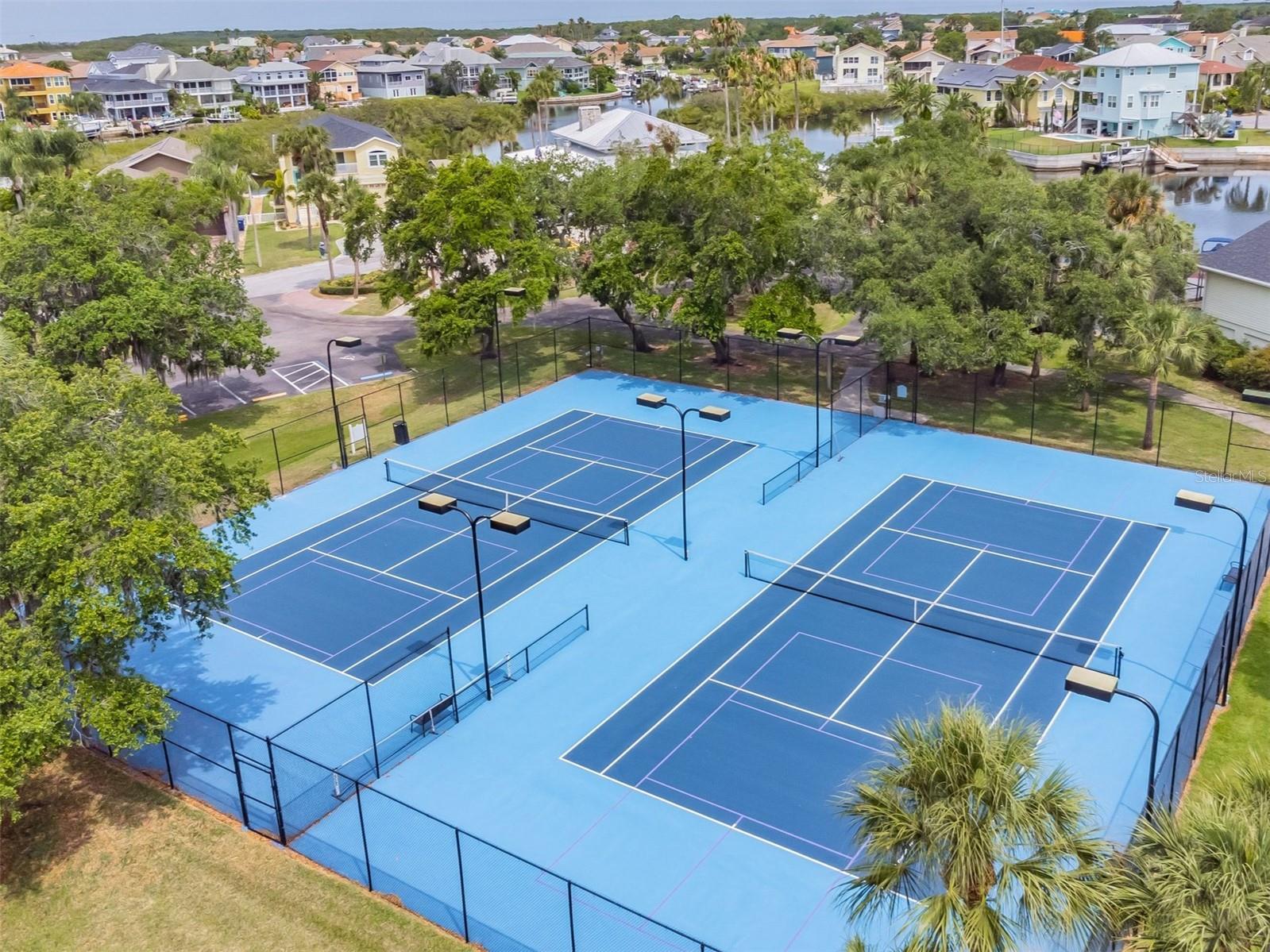 Image 90 of 98 For 6241 Bayside Drive