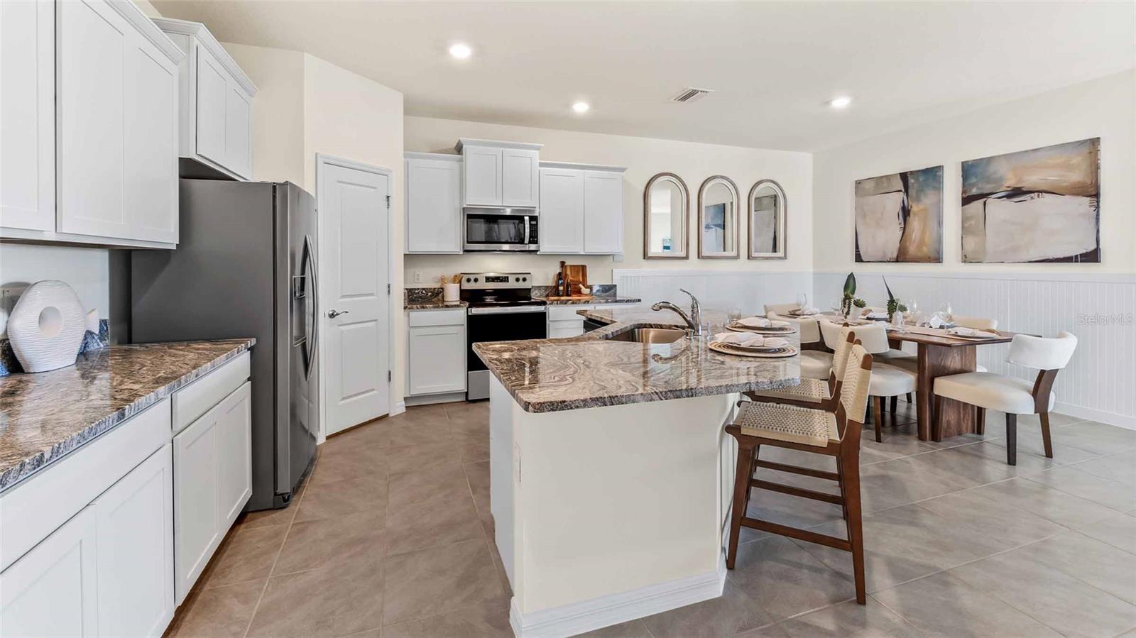 Listing photo id 5 for 32740 Rustic Rise Road