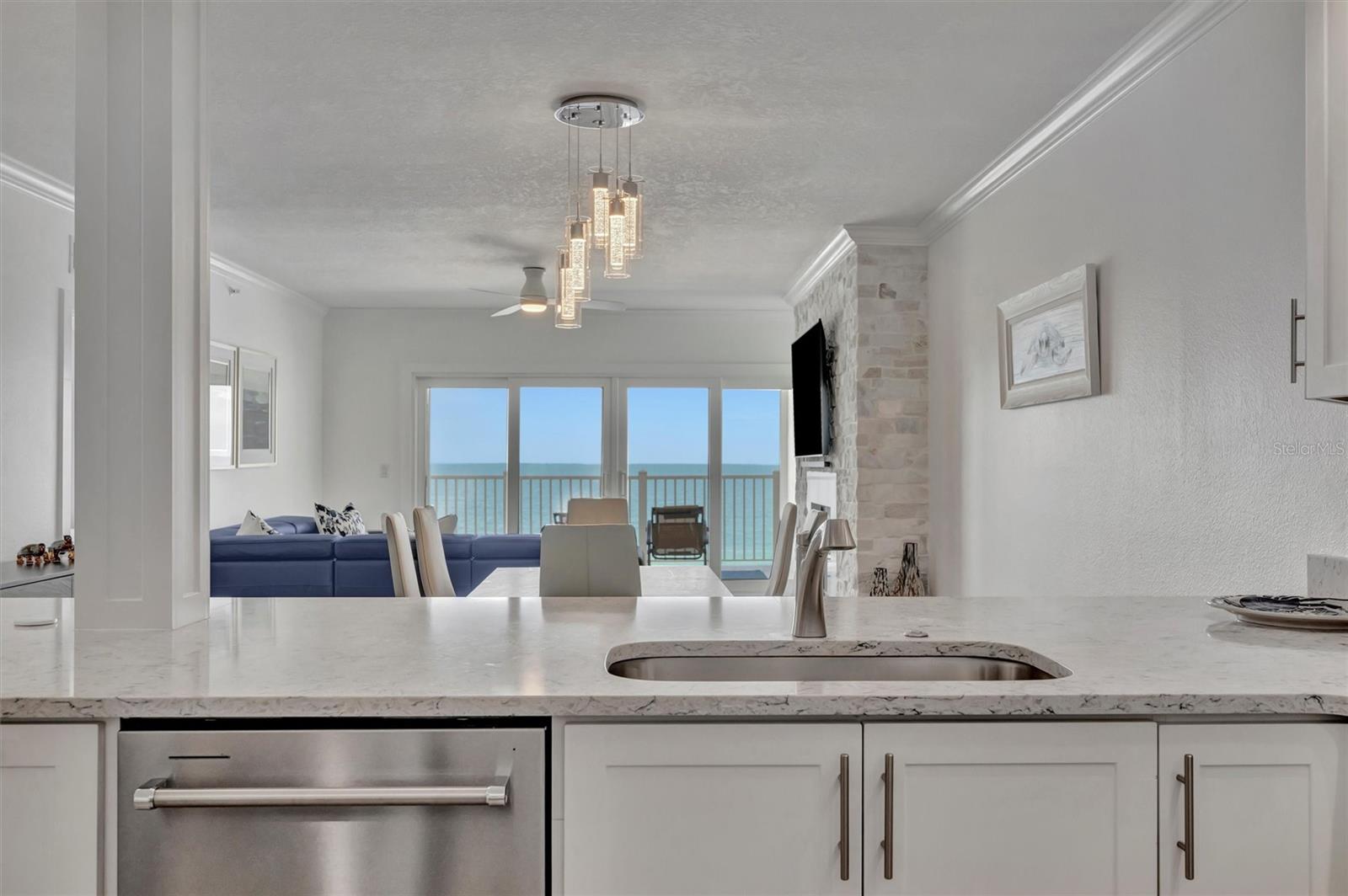 Image 16 of 74 For 1586 Gulf Boulevard 2401