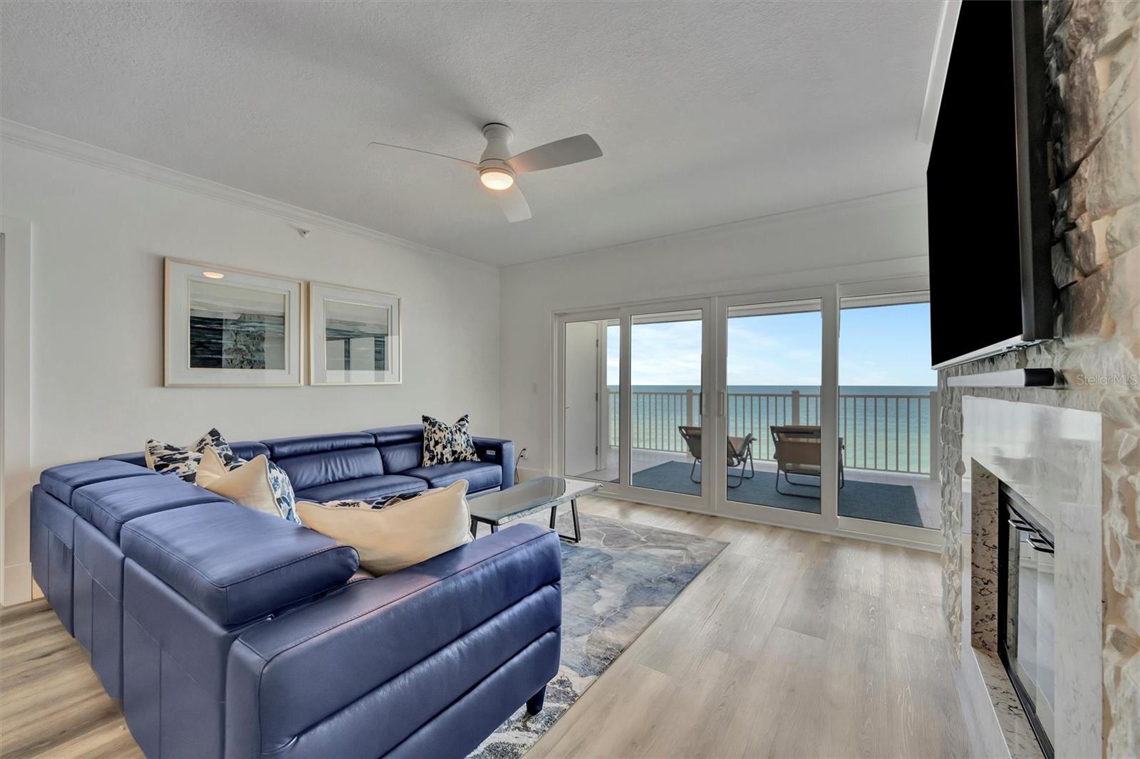 Image 27 of 74 For 1586 Gulf Boulevard 2401